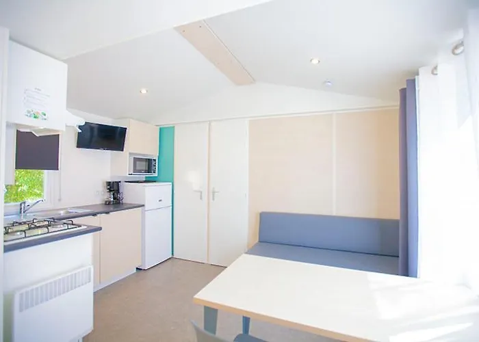 Camping La Venise Du Bocage 3*