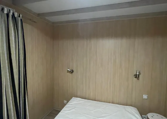 مكان تخييم La Venise Du Bocage